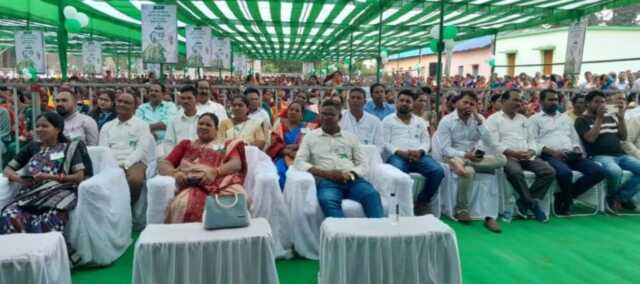 f0141960-65c1-40b2-acc2-1a1a2ee91cd2