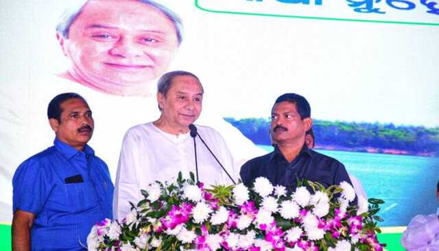 Naveen-Lays-Stone-For-4-Projects-In-Ekamra-Constituency-Of-Bhubaneswar-750x430