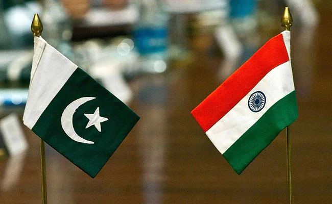 Bn3osik8 India Pak Flag 625x300 27 February 19
