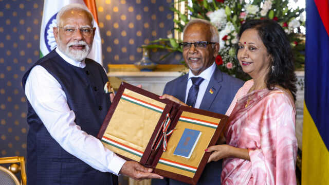 Pm Modi In Mauritius