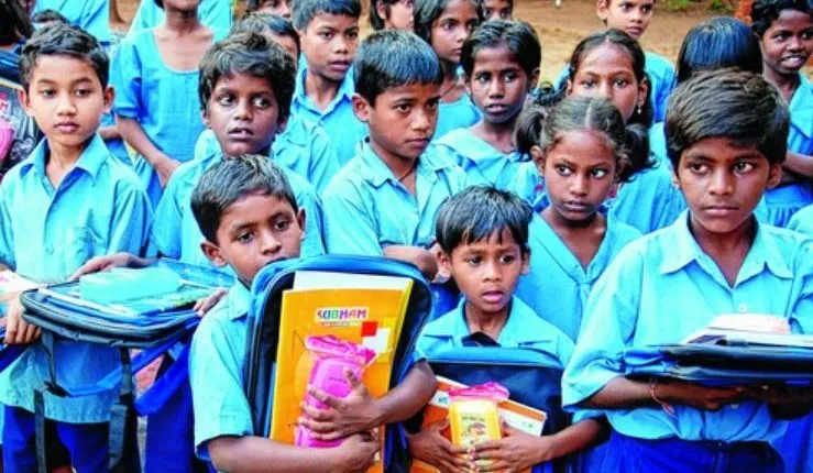 School Students 739x430