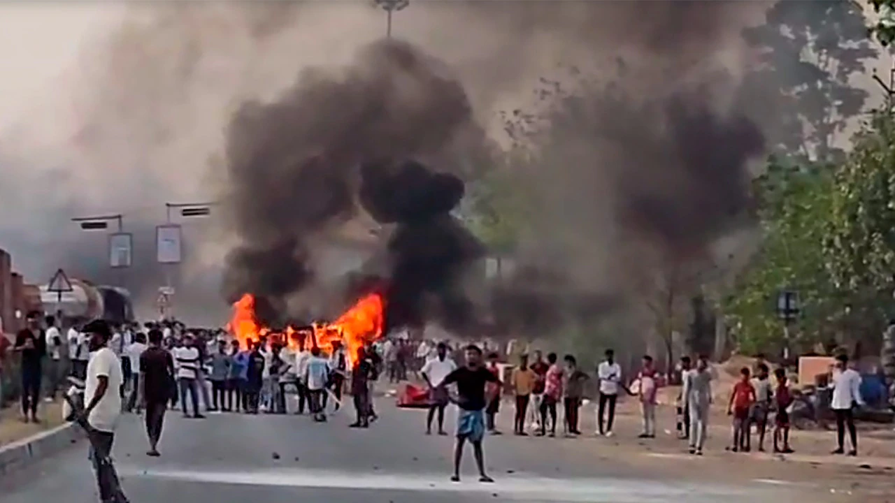 Murshidabad violence 124417670 16x9 0