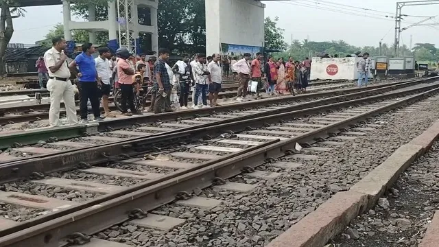 Train 2