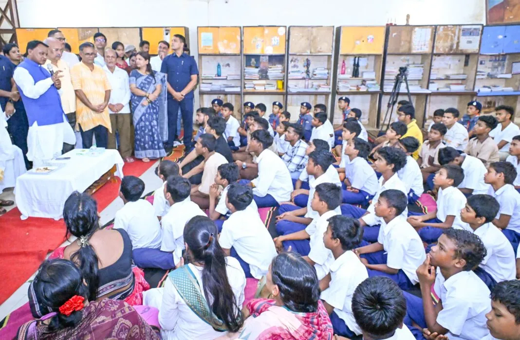 60033776 679a 415c b729 620868ff