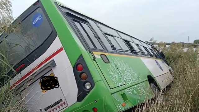 Laxmi bus