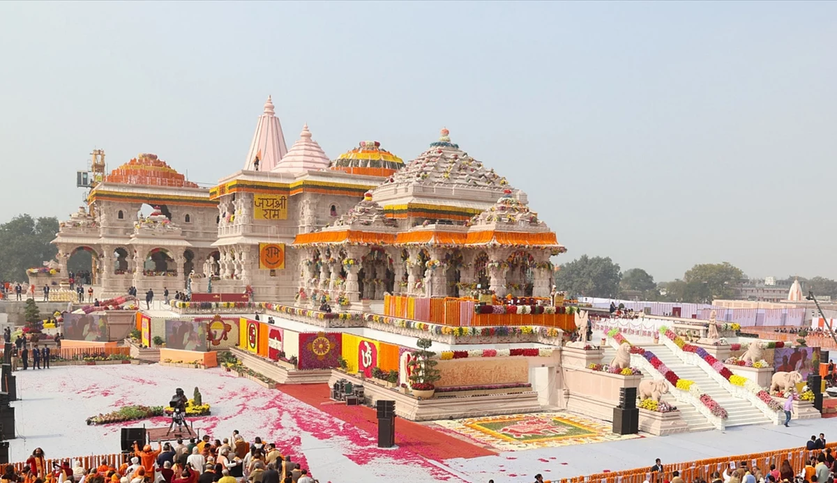 Ayodhya ram mandir inauguration day picture.jpg