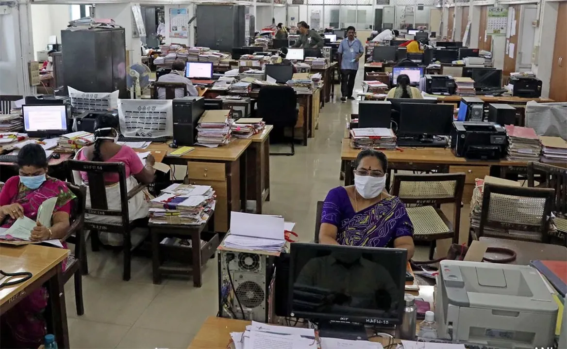 Govt office 2025 10 17 02 09 13