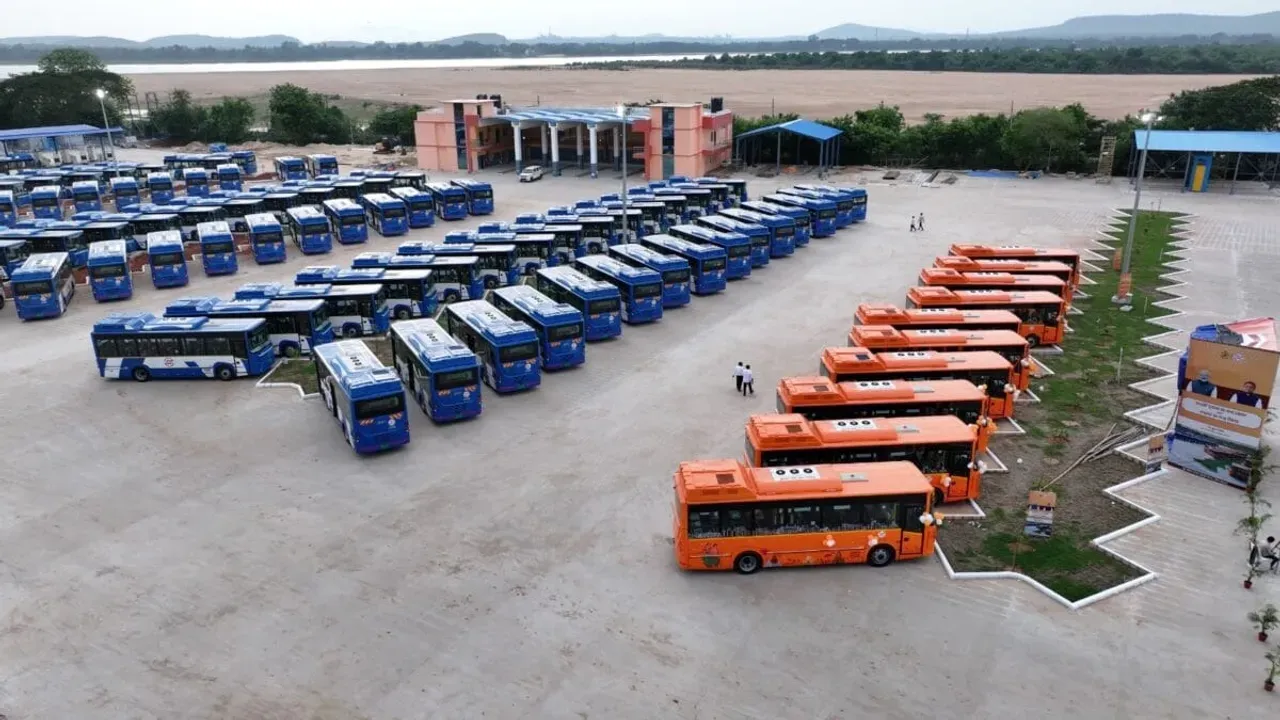 Hk 2026 02 23 19 02 00