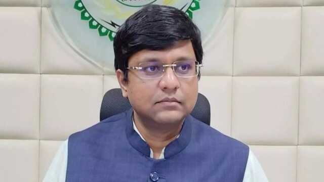 Hdxeszua8aatoyh 1024x576