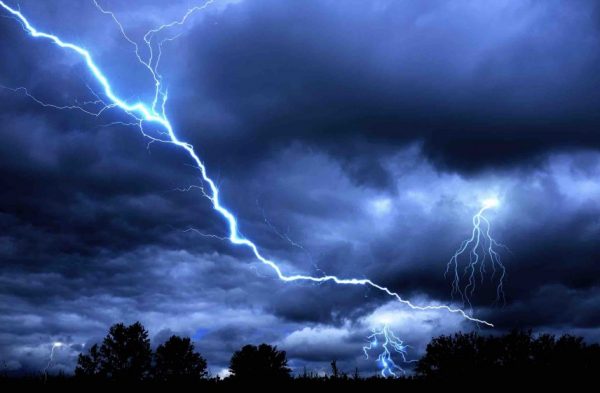 Imd issues orange warning for thunderstorm lightning for these places in odisha