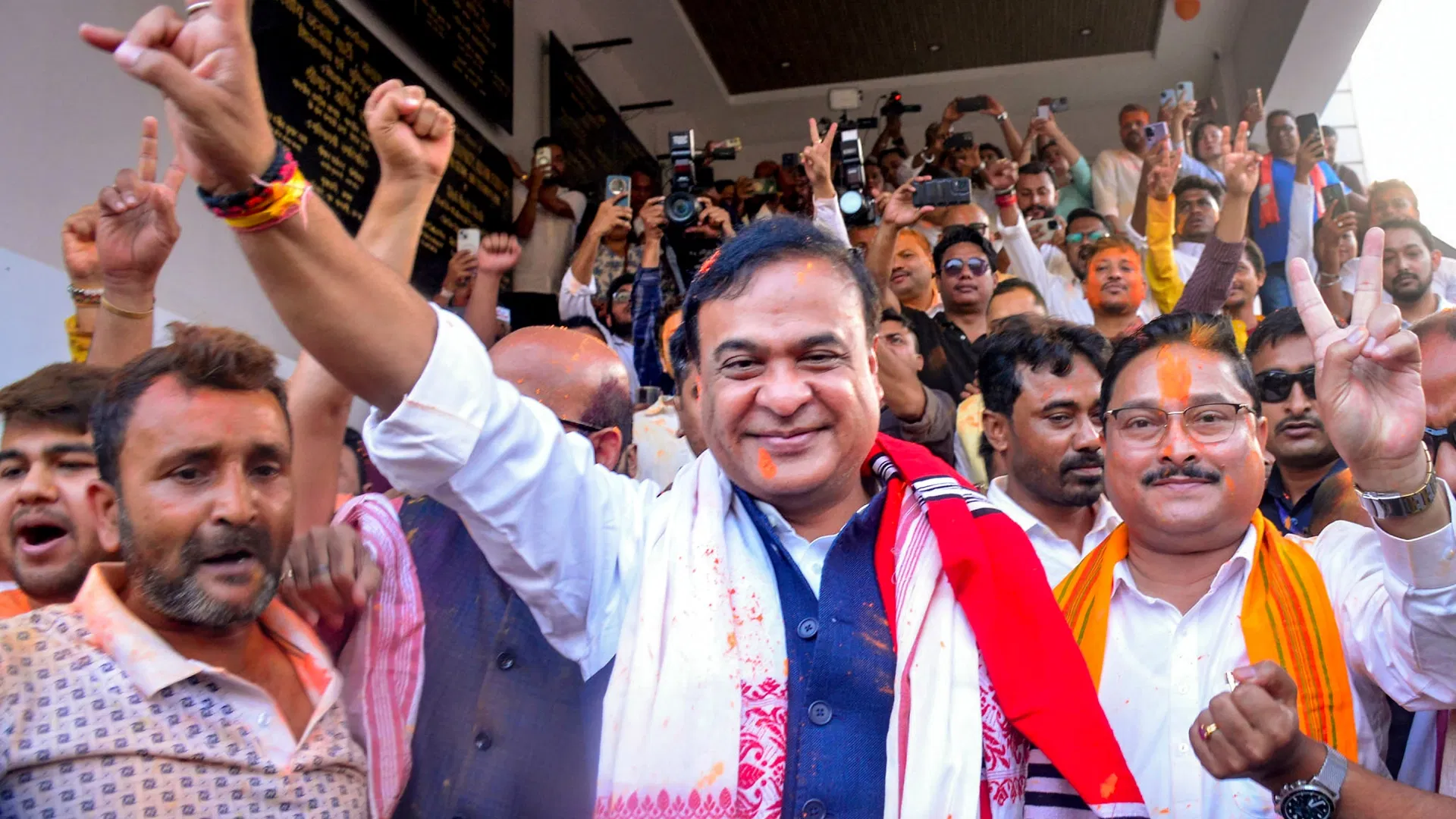Himanta biswa sarma b70214edef451ae4ddd24814763db913