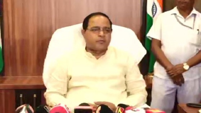 Minister c