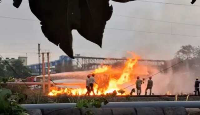 Haldia fire 750x430