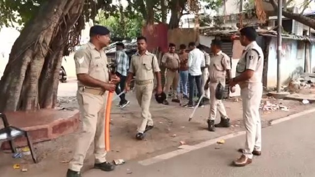 Police cc b