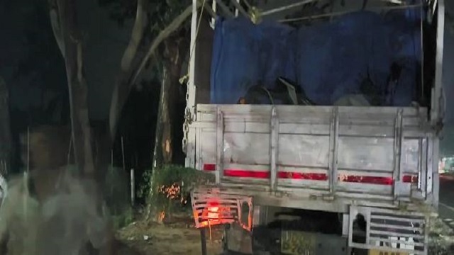 Truck mmm m