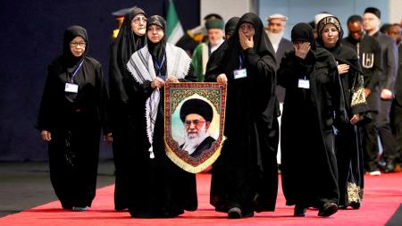 03khamenei farewell1