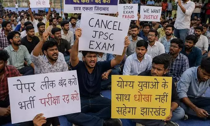 2896180 jharkhand students protest continues after talks with government over exam irregularities