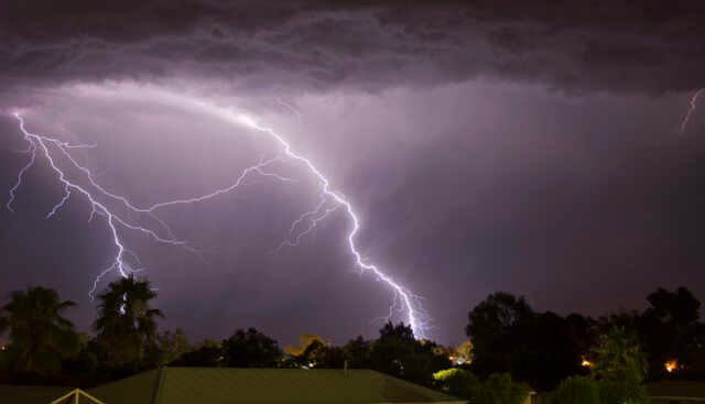 Cloud to ground lightning strikes south west of Wagga Wagga