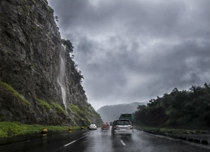Rain in Pune1