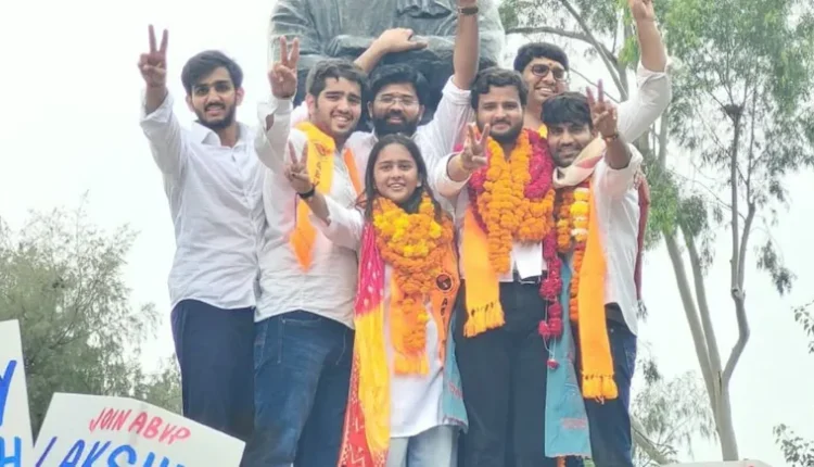Delhi university 750x430