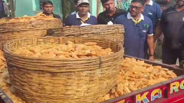 Puri khaja