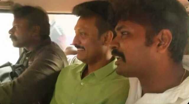 Dmk arrest